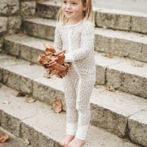 Pijama de bambú para bebés, ultra suave, diseño con cierre lateral, colección Bambú y Safari.